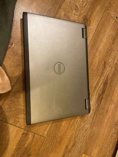 Dell Vostro 3560 for parts/ repair