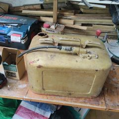 Outboard fuel tank