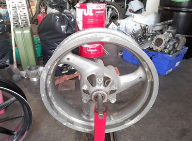 Ducati Monster 750 / 600 Rear Wheel