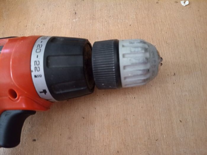 Black and Decker 18v hand drill