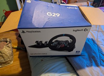 Logitech g29 racing wheel