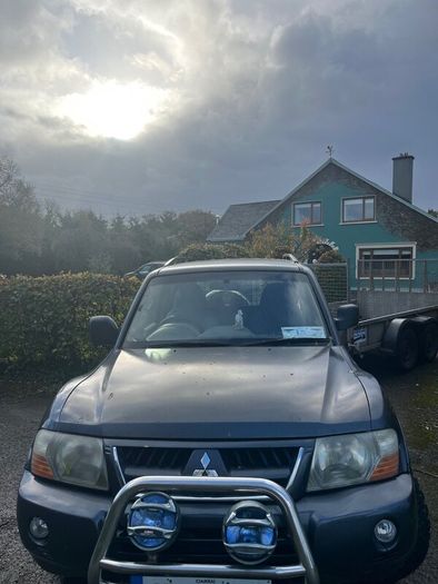 07 Mitsubishi Shogun jeep 3.2