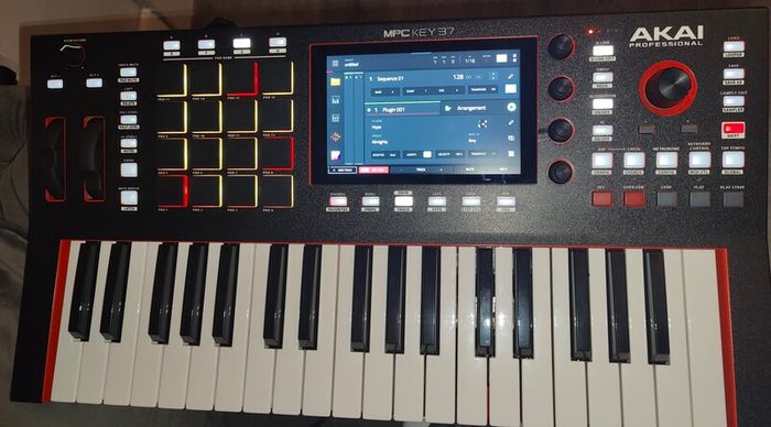 Akai MPC Key 37 Like New