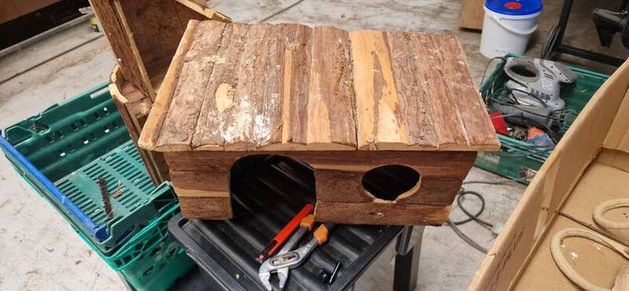pet hide