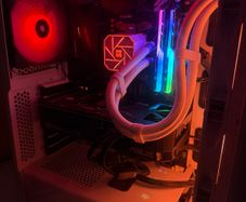 Gaming Pc, RTX 5070, Ryzen 7 x3d, 32 GB Ram