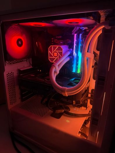 Gaming Pc, MSI 240hz Monitor, RTX 5070, Ryzen 7 x3d, 32 GB Ram