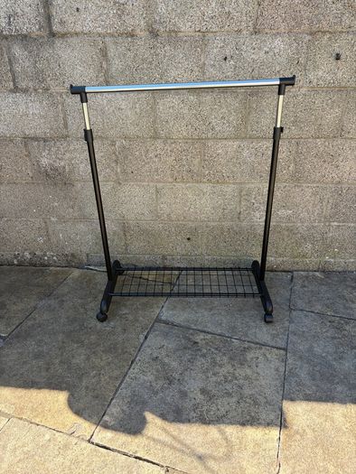 clothes rail