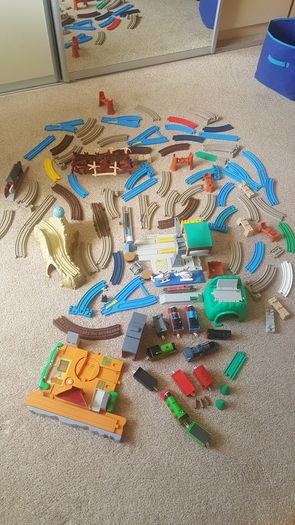 Thomas and friends battery powered big set