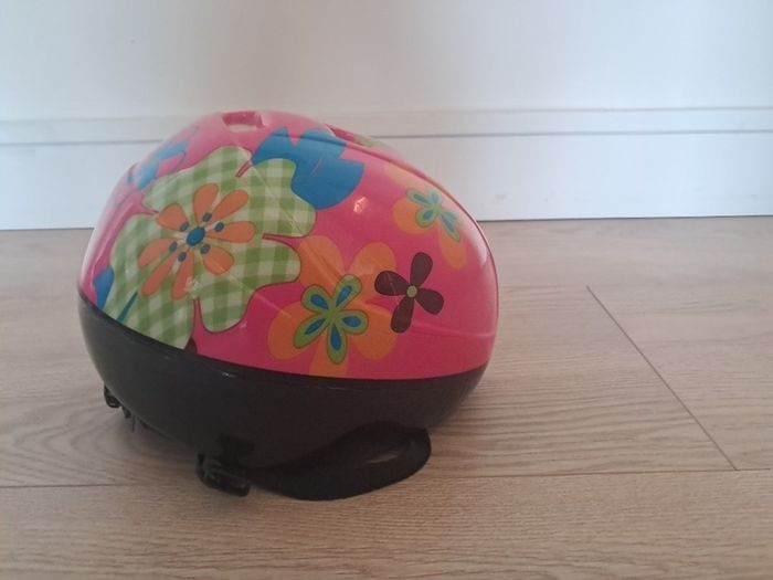 kids bike helmet