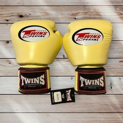 Twins Special 12oz Genuine Leather Boxing Gloves Pastel Yellow BNWT
