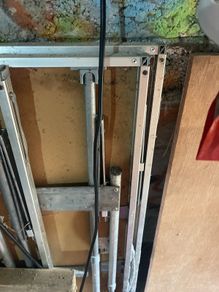 Wallpaper pasting tables