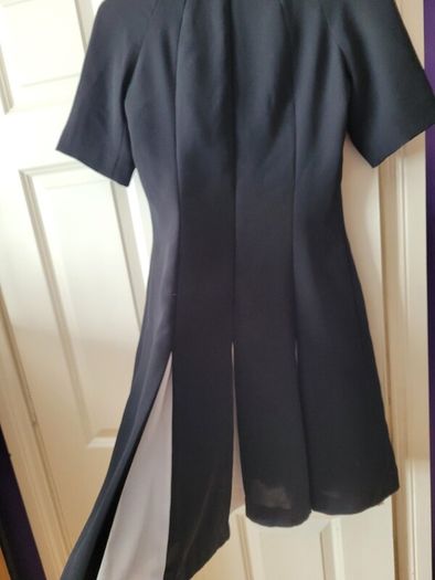 Ted baker black and white Ciena crepe pleated cocktail swing dress