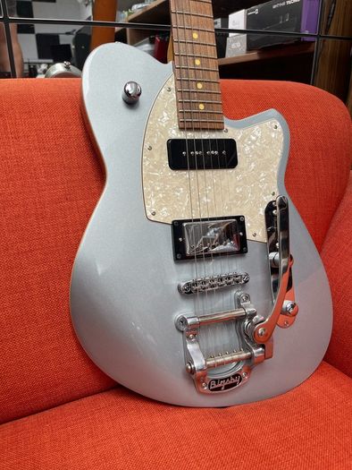 Reverend Double Agent OG PLUS No Drill Bigsby B5 Excellent Condition