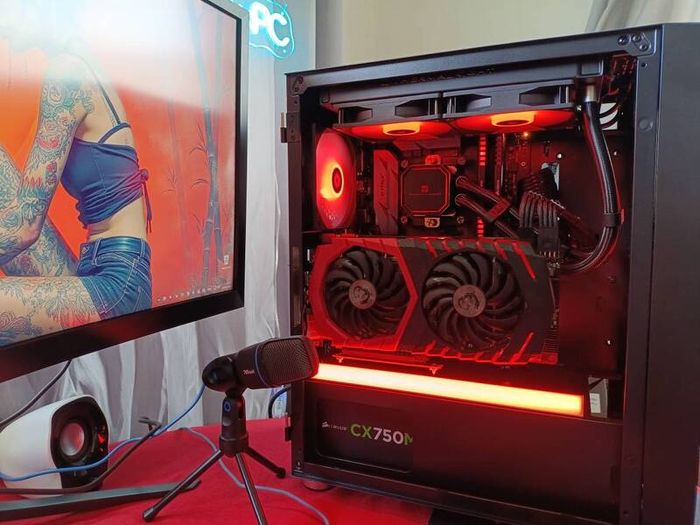 Full Set - Gaming PC, monitor, keyboard, mouse, pad