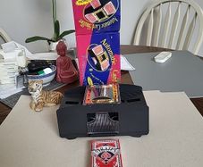 Card automatic shuffler