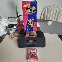 Card automatic shuffler