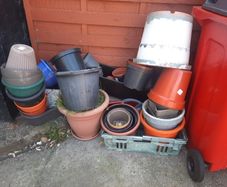 free gardening pots all sizes