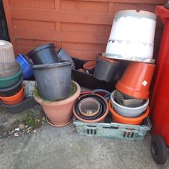 free gardening pots all sizes