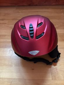 Ski helmet for sale