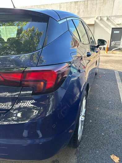 2016 Opel Astra  High Spec  103,000 KM