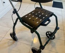 Ovation aluminium Walker / Rollator walking aid
