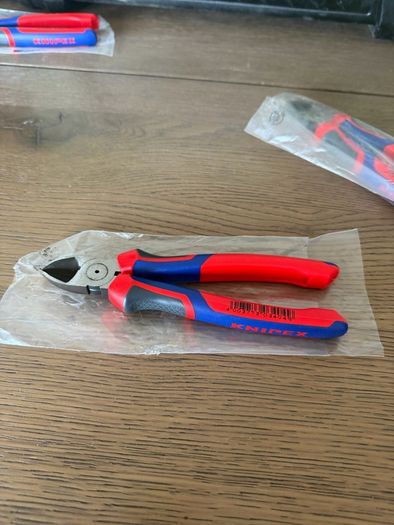 Knipex Snips 180mm Comfort Grip New Model