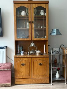 Wooden display cabinet