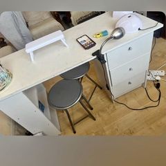 desk