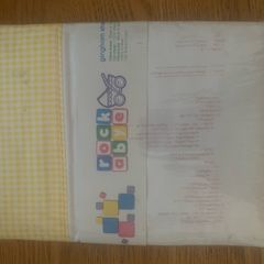 Gingham baby sheet set