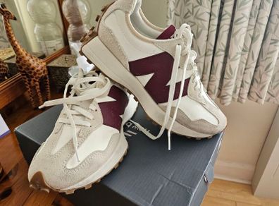 New Balance Ladies 327