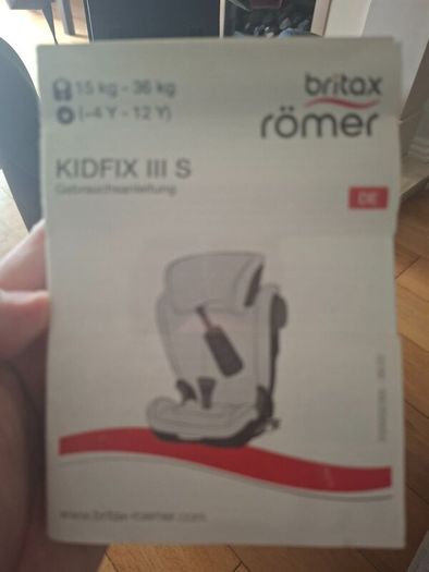 Britax rmer kidfix III S children's car seat