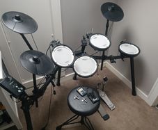 Roland electronic drum kit