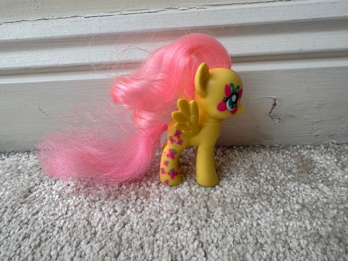 My Little Pony Cutie Mark Magic Fluttershy approx. 9 cm. Used Please see photos
