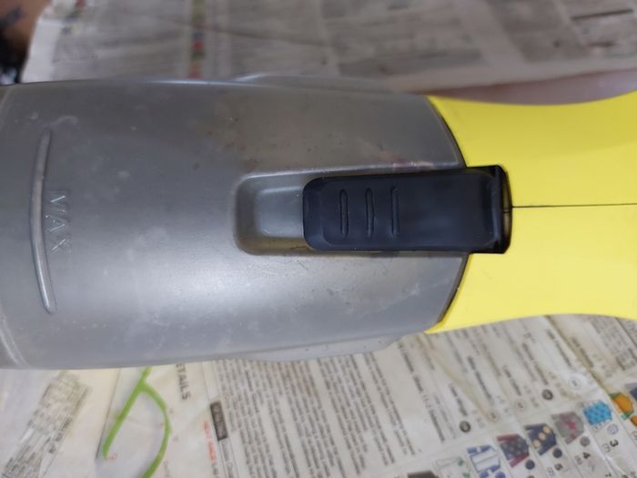KARCHER Portable screen washer, in excellent condition, missing the the charger power supply