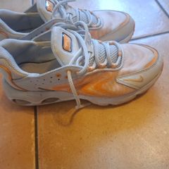 Nike runners size UK 5.5/38.5