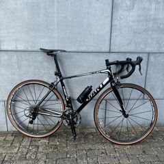 Giant Defy