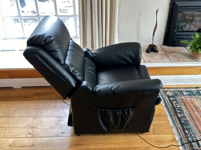 Riser Recliner Chair