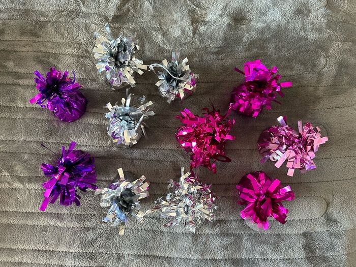 Balloon weights, different colours