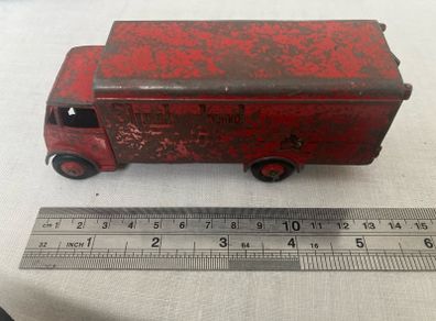 Dinky / Meccano 514. Guy Slumberland van. Rear opening doors.