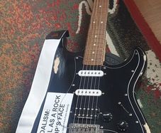 Kurt Cobain Vandalism strat tribute