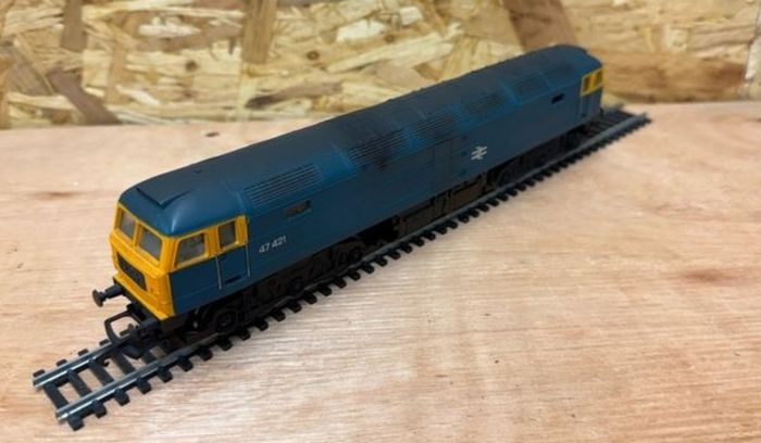 Hornby class 47 locomotive