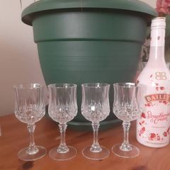 Cristal D'Arques wine glasses