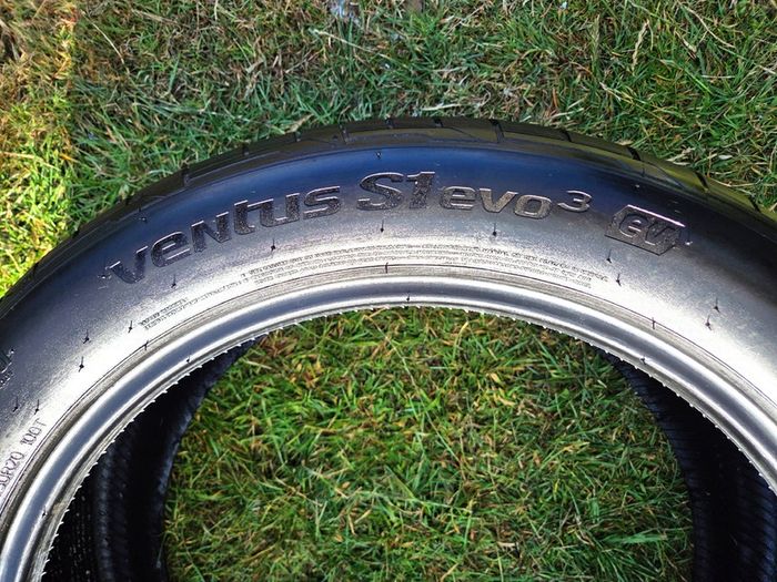 Hankook Ventus S1 Evo3 EV Tyre - 235/50/20