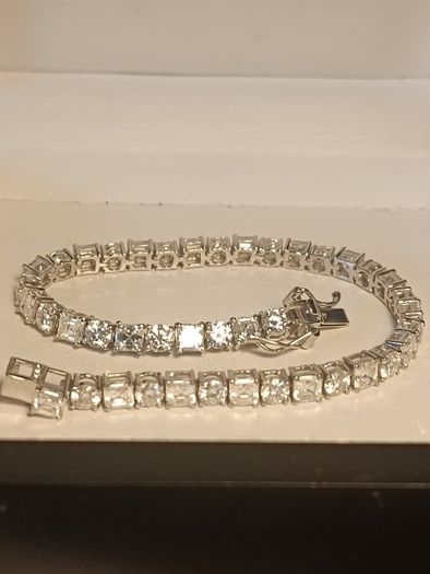 Rhodium Plated Sterling Silver 13 carat Moissanite Tennis Bracelet