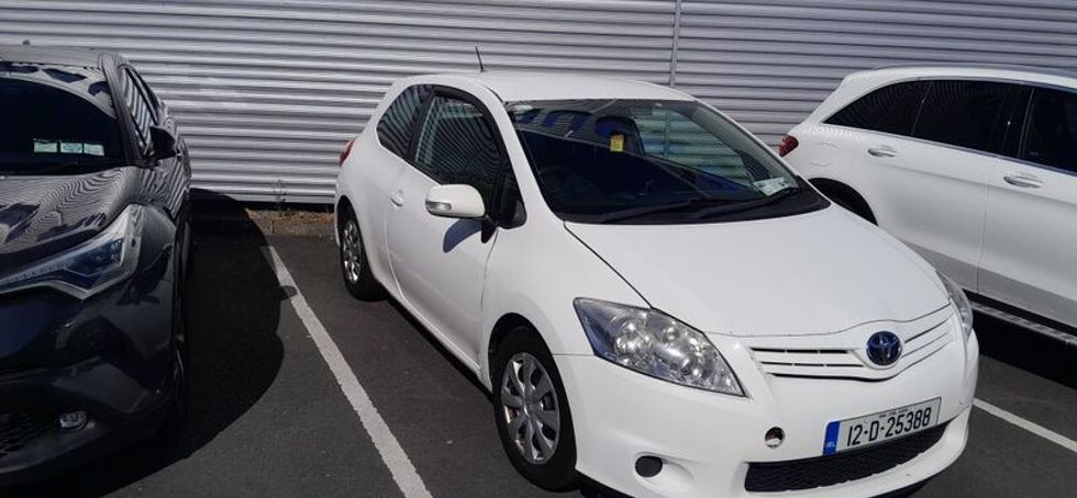 2012 Toyota Auris