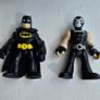 Imaginext DC Gotham City Jail and Batwing Image 3