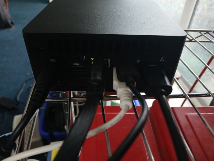 Asus NUC Pro