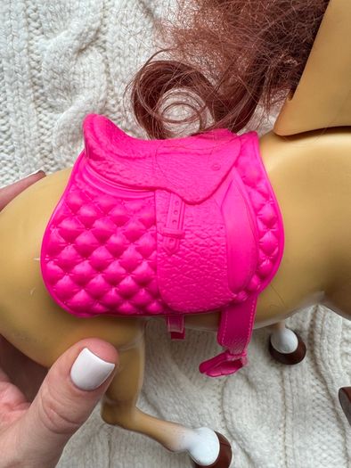 2018 Mattel Barbie Horse from Hugs N Horses Playset Pink Saddle Head Moves Used Please look at the pictures
