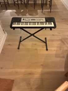 Yamaha YPT-260 Plus stand