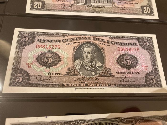 Ecuador Uncirculated Banknotes Lot